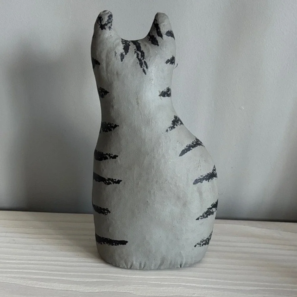 VTG‎ Toys From The Attic Gray Folk Art Cat Figurine
